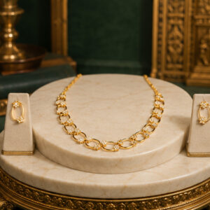 Elegant Star Link Gold Necklace Set Product Display
