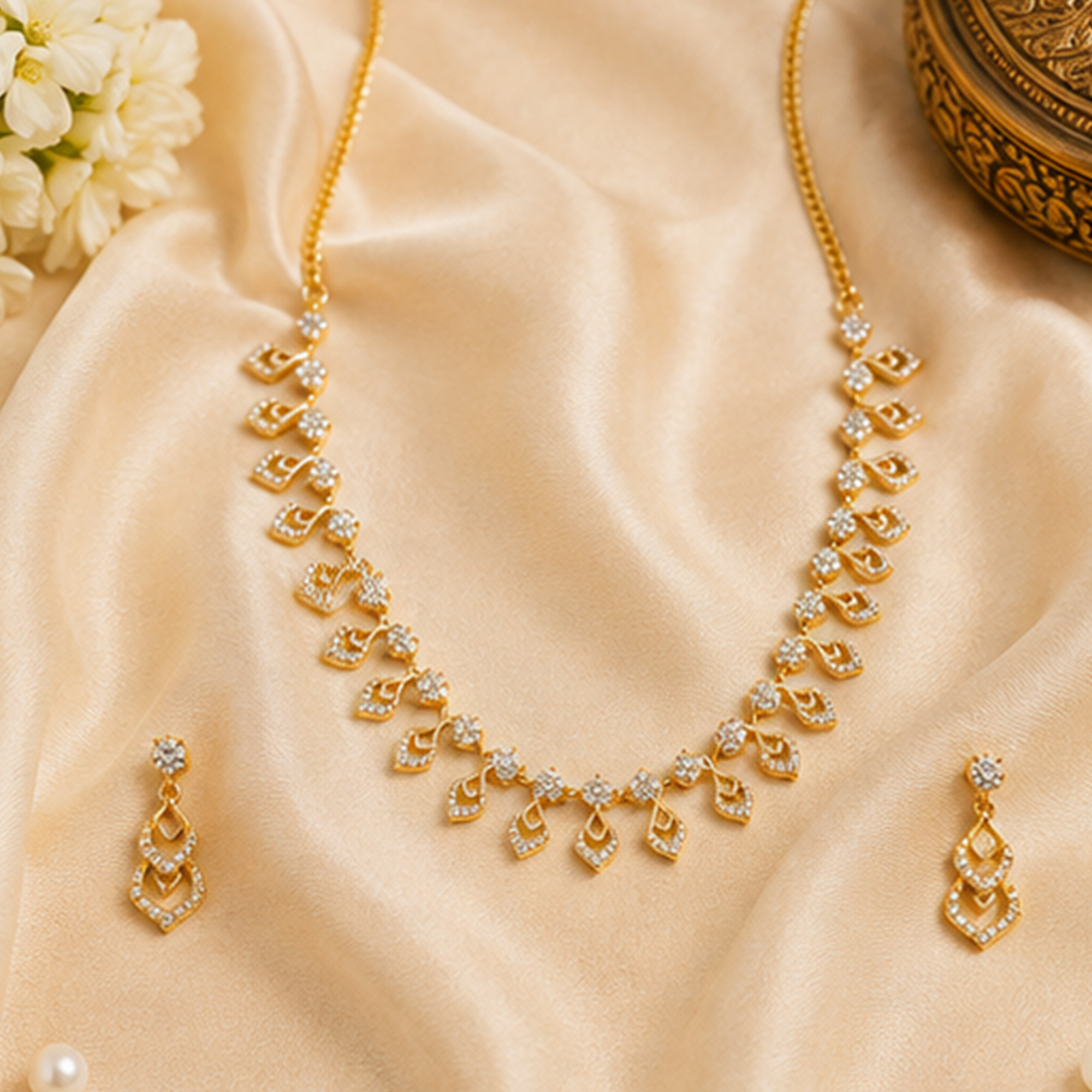 Premium Circle Link Necklace Set on Silk Background